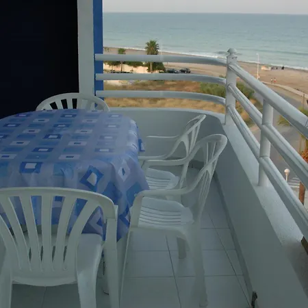 First Line With Wifi * 贝尼卡洛